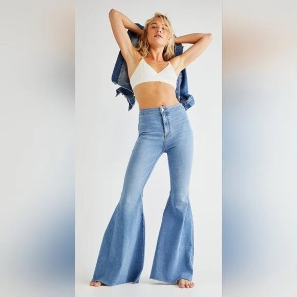 We The Free People Just Float On Ultra Flare High Waisted Jeans Blue Size 24 - Picture 1 of 11